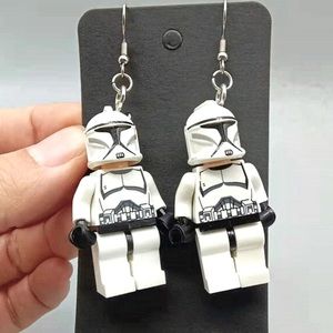 Stormtrooper Star Wars Novelty Drop Earrings NWT